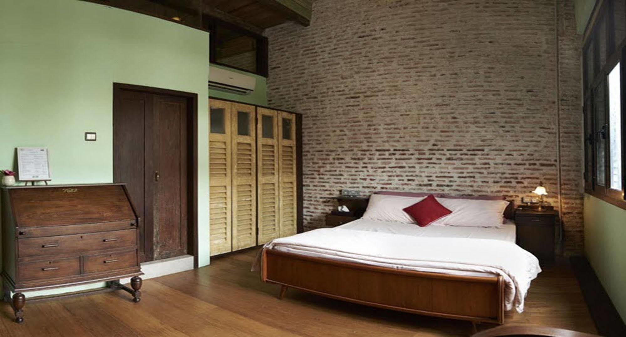 You Le Yuen George Town Exterior photo
